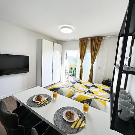 San-Studio Apartment ดูกีรัท ภายนอก รูปภาพ